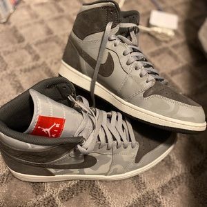 Jordan 1 Wolf Grey